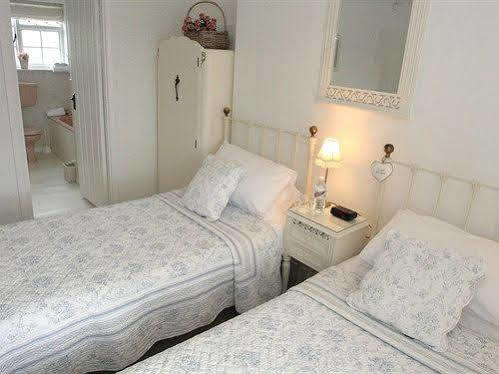 Flint Cottage Chichester Esterno foto